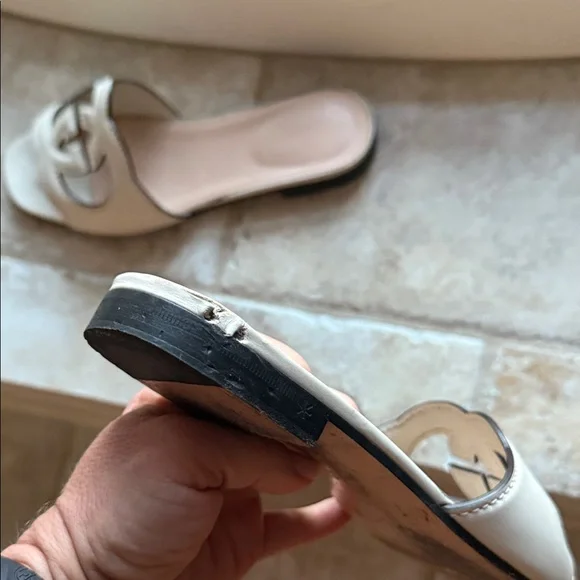 Gucci Women's Off-White Slide Sandals Sz 36 - Picture 9 of 9